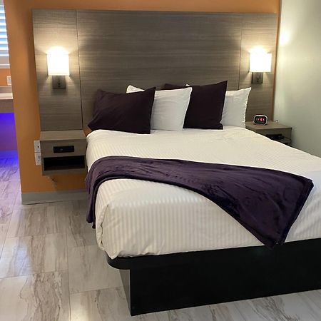 Worthington Of Logan Otel Dış mekan fotoğraf